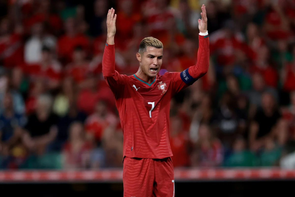 Portugal perde 1,5 milhão de seguidores após polêmica com Cristiano Ronaldo