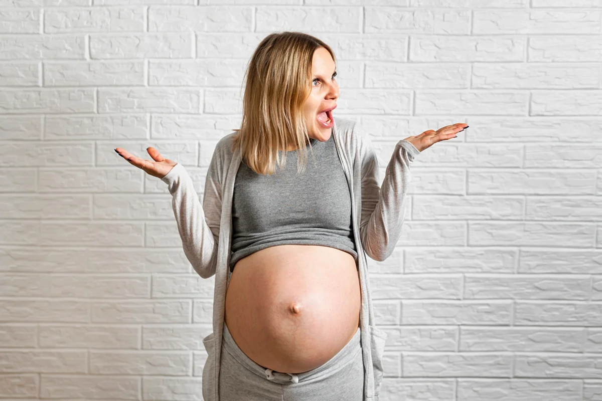 Mulher grávida, próximo ao parto