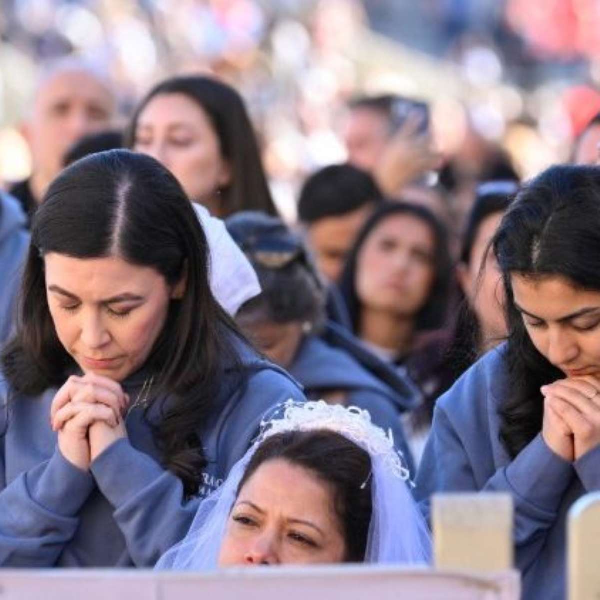 'Rezem por mim, como rezo por vós', diz papa Leão em carta a fiéis após retirada de tumor; leia na íntegra
