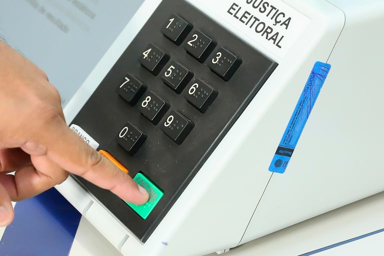 Eleições 2026: decisões do TSE podem alterar resultado para Garotinho, Dallagnol e Dr. Furlan
